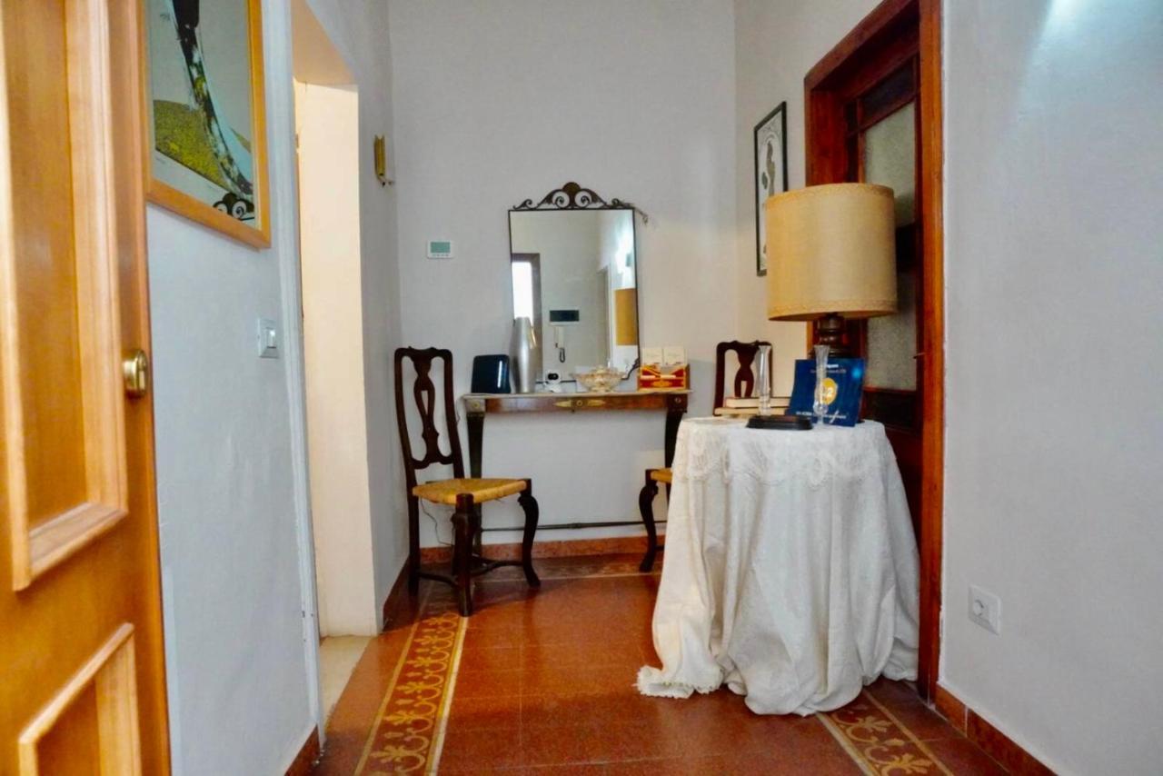 Suite Apartament มอนเตวาร์คี ภายนอก รูปภาพ