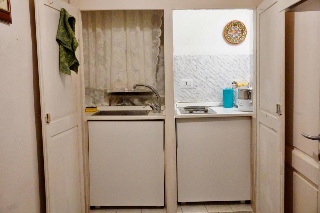 Suite Apartament มอนเตวาร์คี ภายนอก รูปภาพ